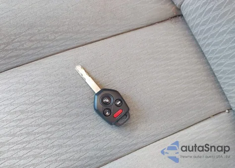 2011 Subaru Legacy 2.5I z USA, uszkodzony, nr VIN 4S3BMBA63B3217121